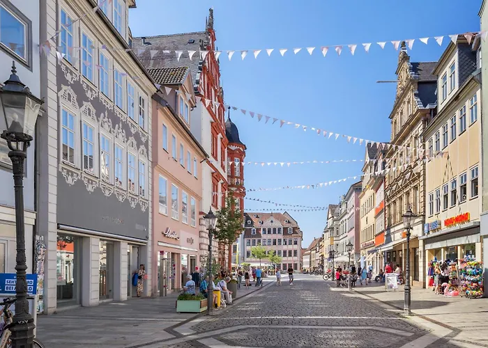 Albert Ueber Den Daechern Coburgs, Parkplatz