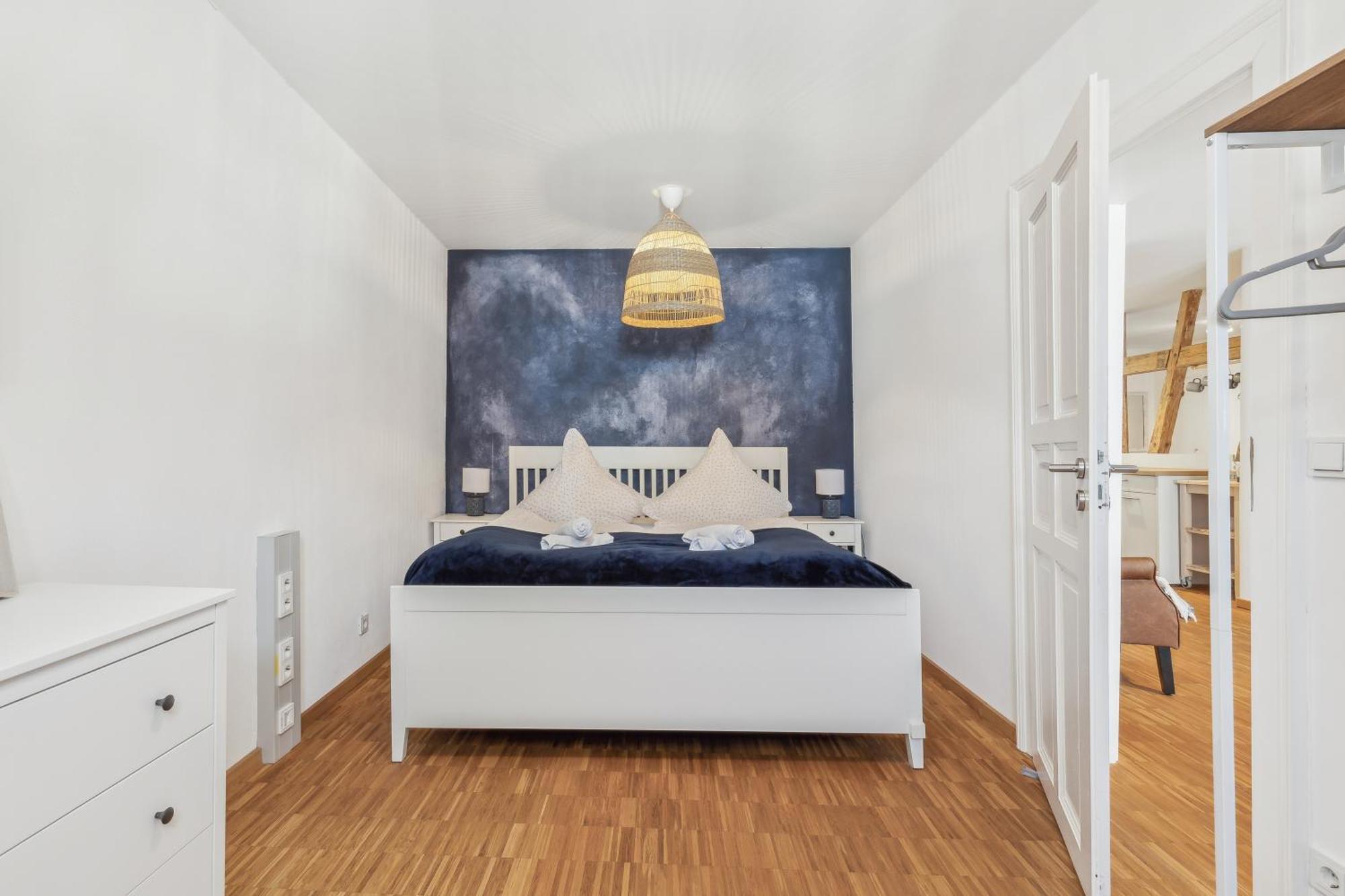 Ueber Den Daechern Coburgs, Parkplatz Apartment Coburg